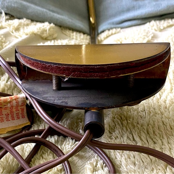 Vintage Brass Lamp - Picture 6 of 8